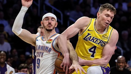 世界杯实时数据-当年心气极高的年轻人，为什么如今在湖人连垃圾时间都打不明白？