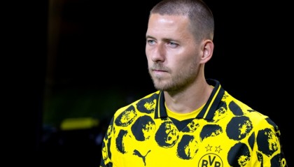 世界杯官方平台-德天空：曼联和马竞有意多特后卫安东，已询问相关情况