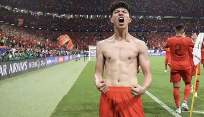 世界杯app下载-王钰栋，拒绝德甲合同，放弃留洋？在中超拿300万顶薪