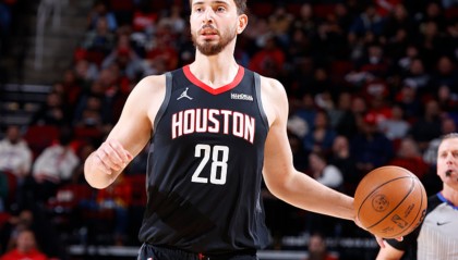 世界杯手机观看-申京17投15中仍无缘今日最佳！对不起！东契奇爆砍80年NBA纪录